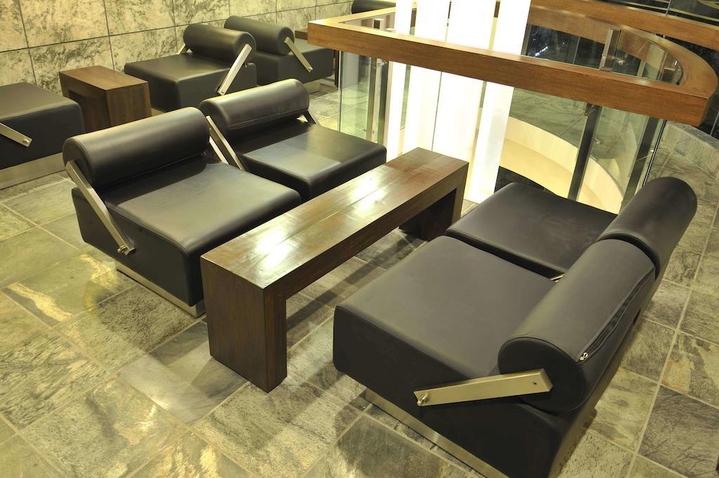 Hotel El Dorado Ahmedabad Extérieur photo