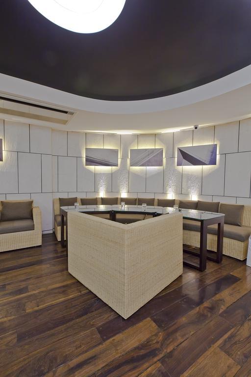 Hotel El Dorado Ahmedabad Extérieur photo