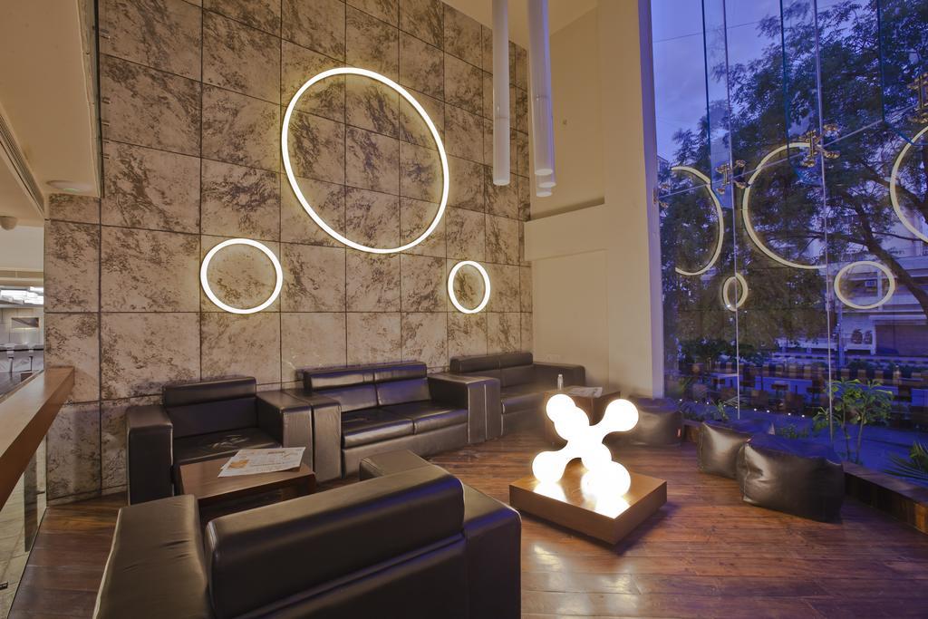 Hotel El Dorado Ahmedabad Extérieur photo