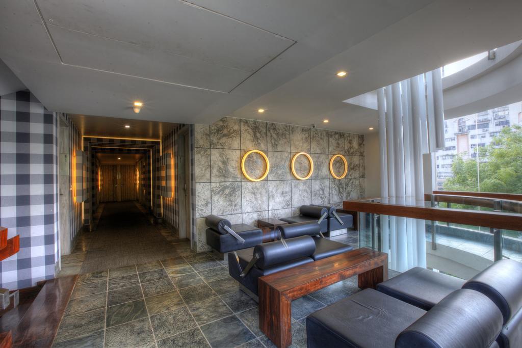 Hotel El Dorado Ahmedabad Extérieur photo