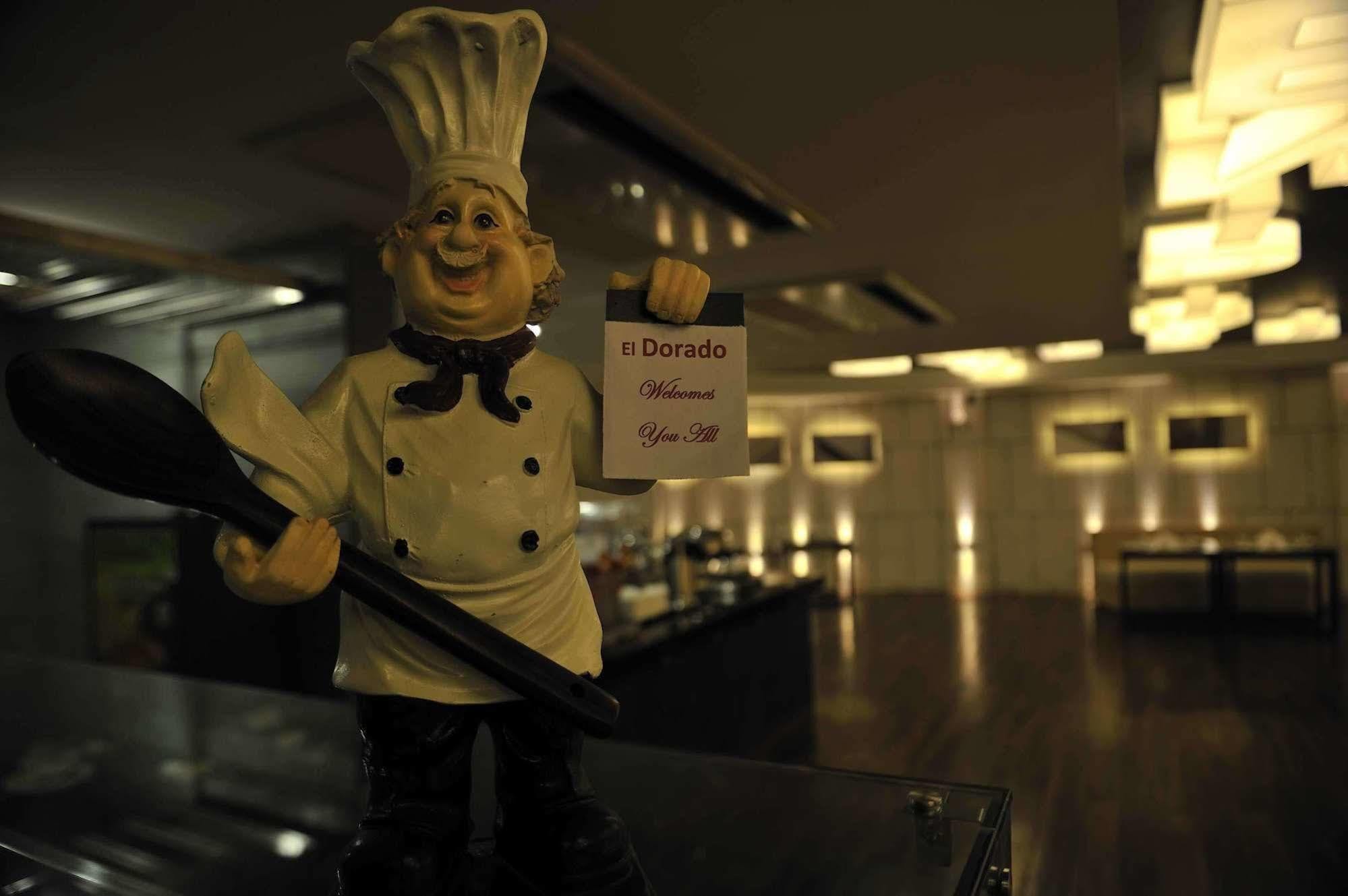 Hotel El Dorado Ahmedabad Extérieur photo