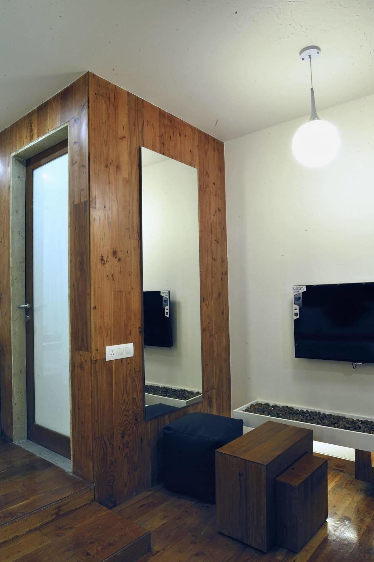 Hotel El Dorado Ahmedabad Extérieur photo
